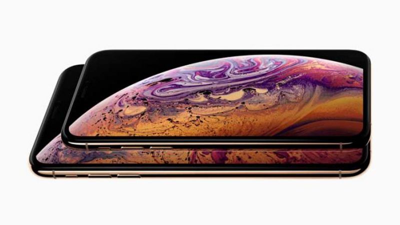 photo of the apple iphone xs and xs max