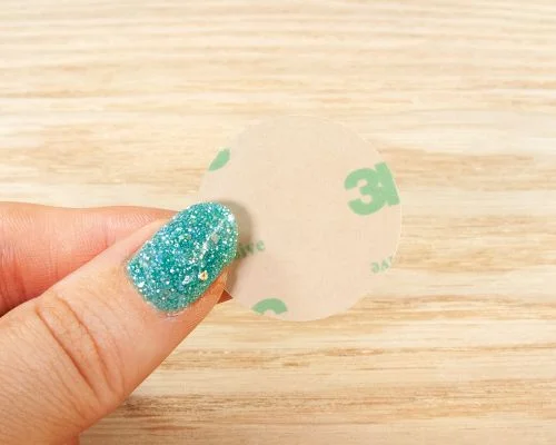 Side view of the NFC Custom Print On-Metal Bubble Disc Tags