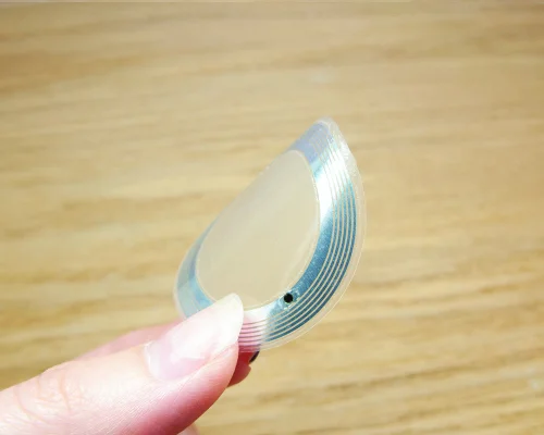 Side view of the NFC 43mm Wet Inlay NTAG424