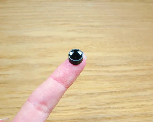 Detail of an NFC 10mm PPS Disc Tag