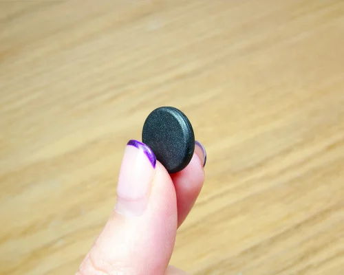 Close up image of an NFC 15mm PPS Disc Tag
