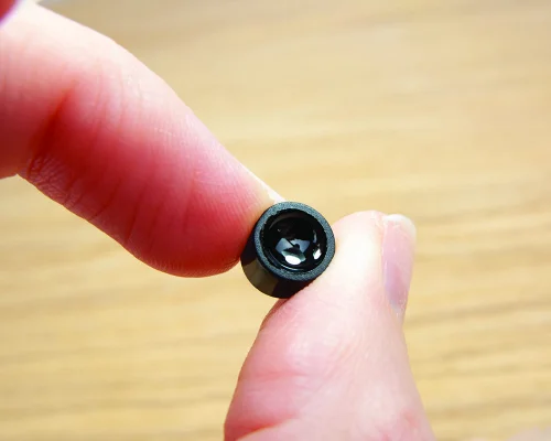 Side view of the NFC 8mm On-Metal PPS Disc Tag
