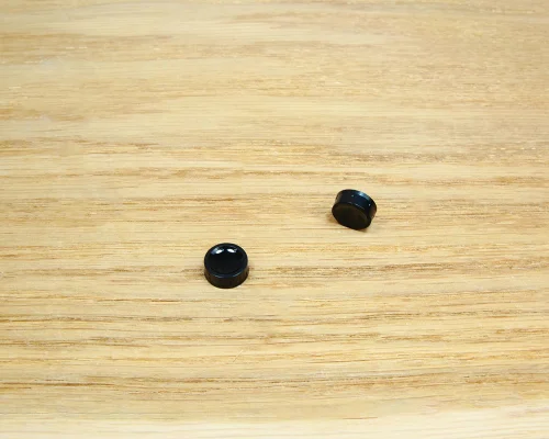 Side view of the NFC 10.4mm On-Metal PPS Disc Tag