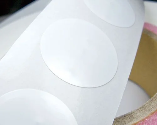 Side view of the NFC 29mm White NTAG213